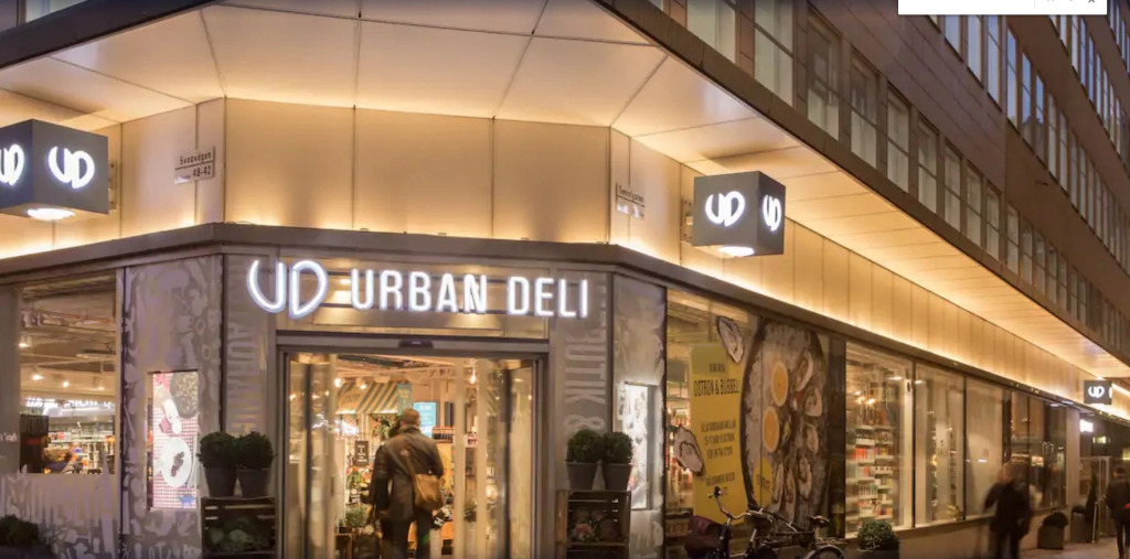 Hotel With Urban Deli