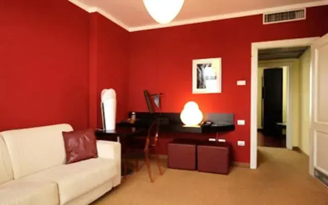 Nine Hotel