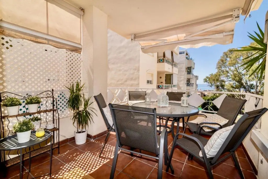 Marbella Lovely 3-bedroom Apartment 350 m Walk to the Beach