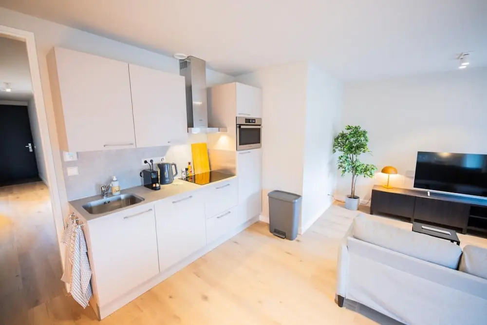 Alphabet 3 Bedroom Serviced Apartment -pk-