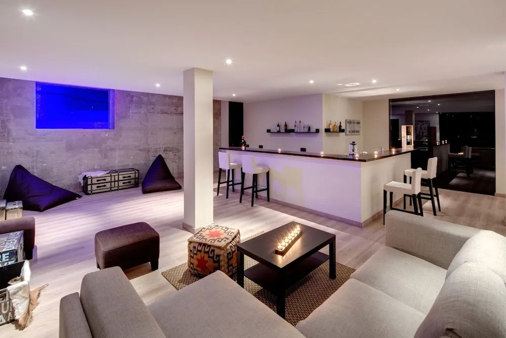 Contemporary Villa, Golf La Alquería, Benahavis, Marbella