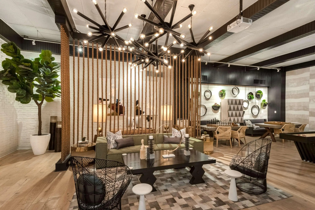 Riverwalk Plaza Hotel