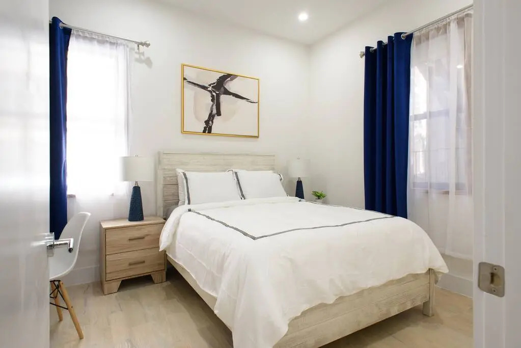 78-1a New Modern 1BR W D Walk to Central Park