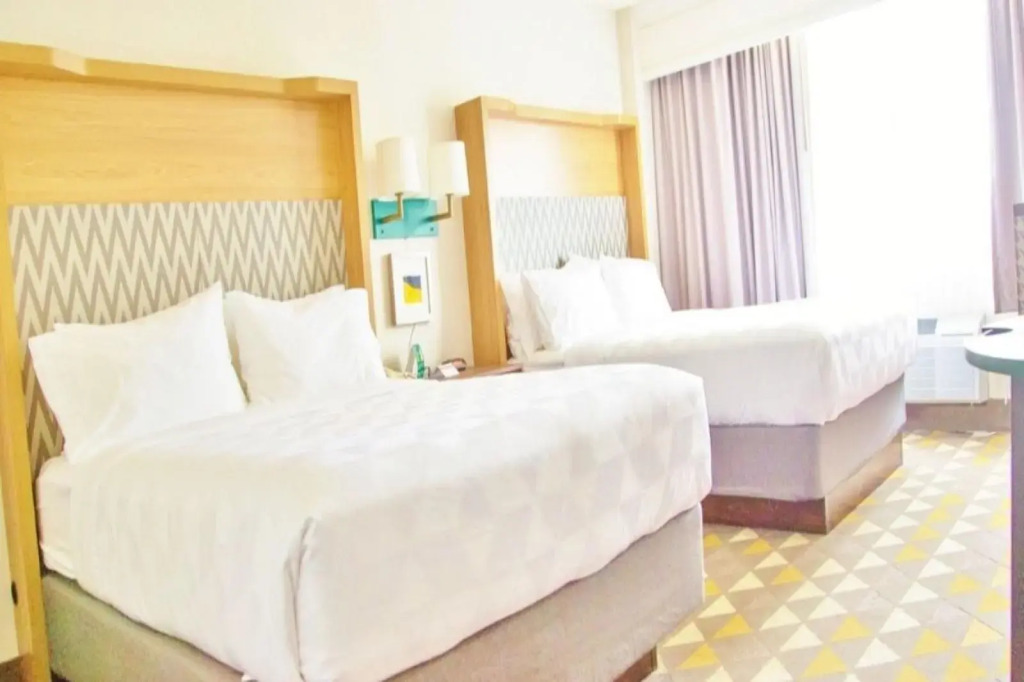 Holiday Inn Long Beach-Downtown Area