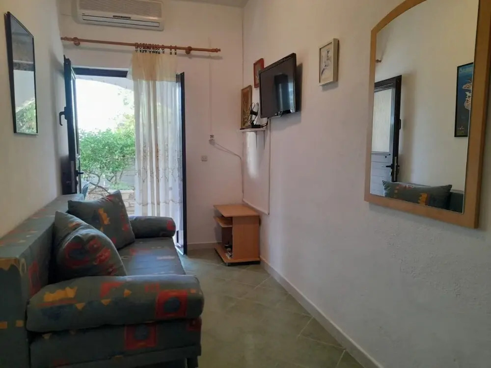 Jere - 50m From the sea With Parking - A2