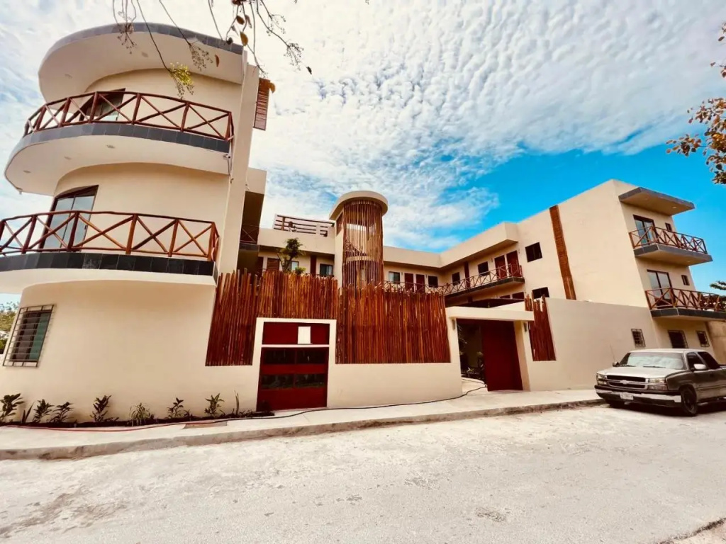 Punta Me Luxury Suites