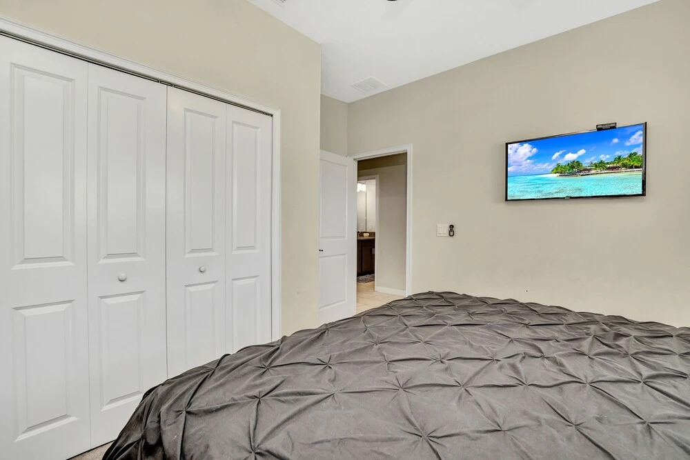 Pool Townhome 5mi to Disney Free Waterpark!