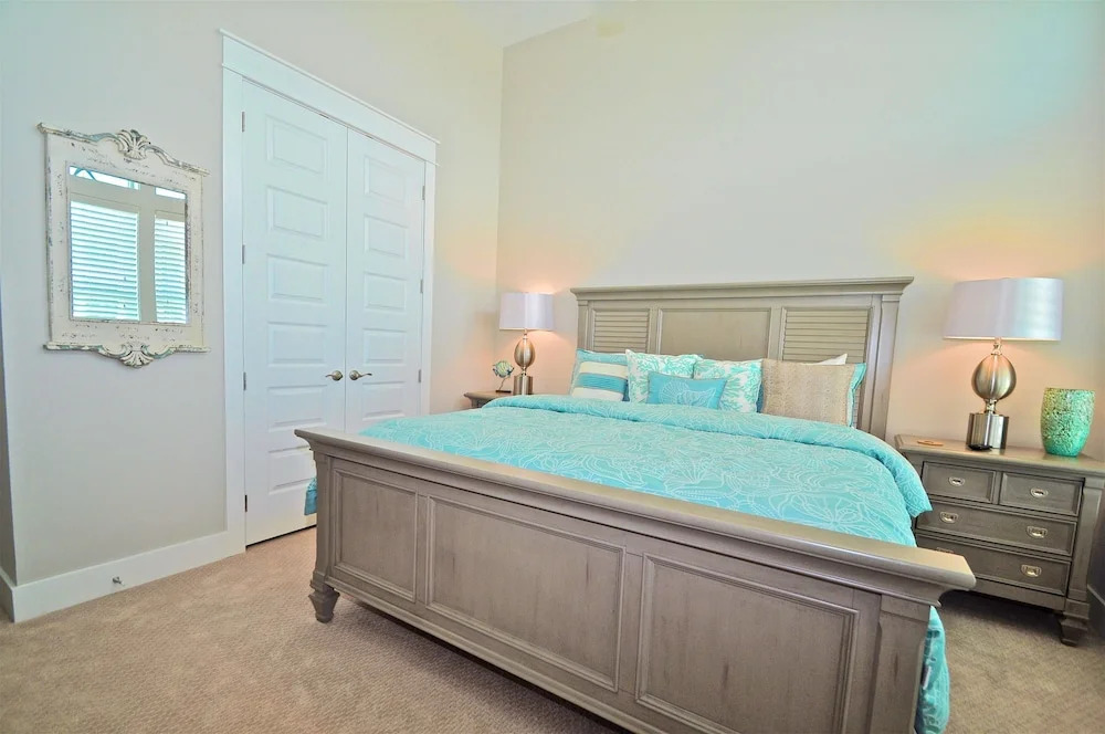 Beach Haven 3 Bedroom Condo By Coastal Dreamin