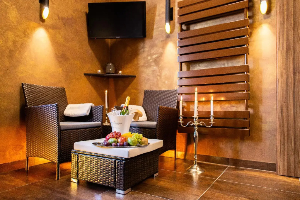 LH Hotel Gold