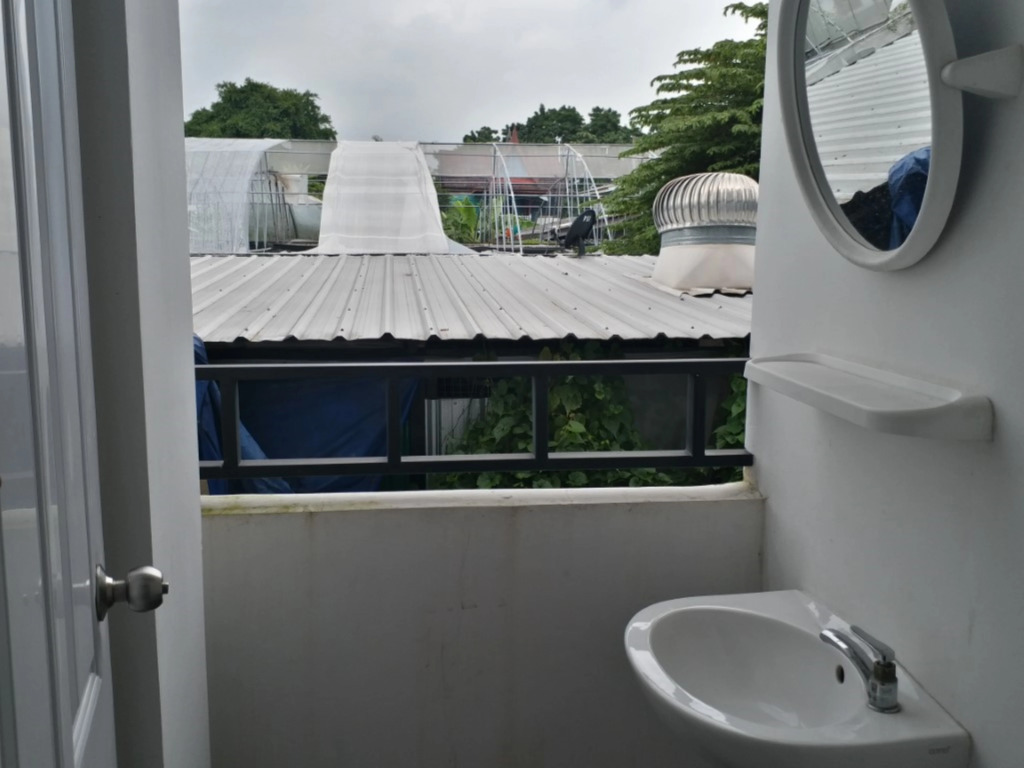 OYO 1159 K and K Apartment