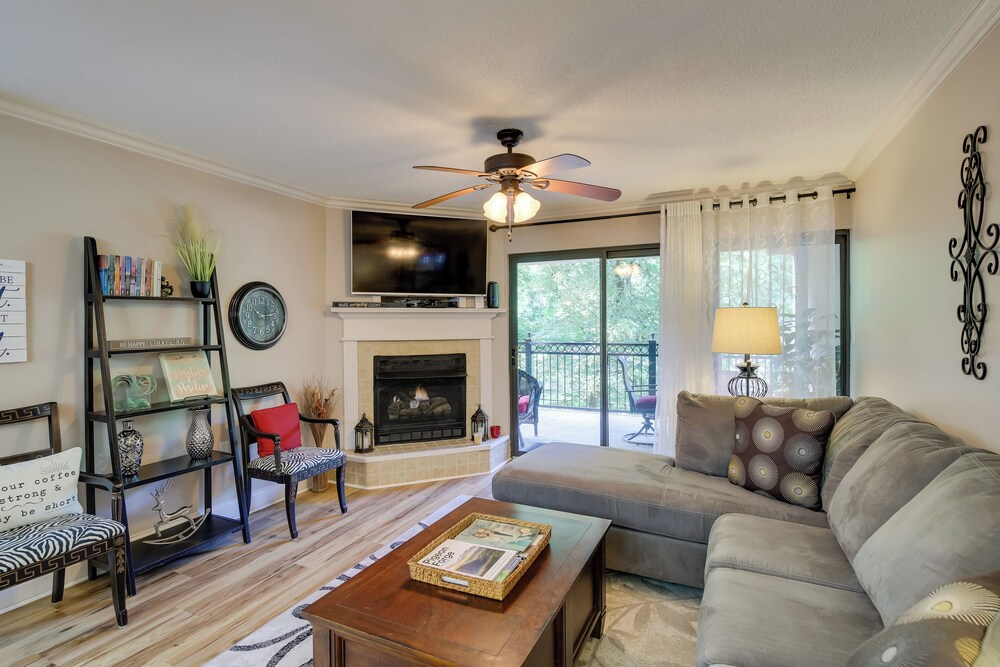 Gatlinburg Condo ~ 2 Mi to Smoky Mountains!