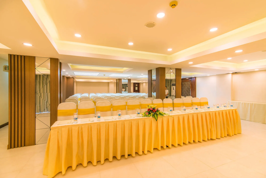 Asia Paradise Hotel