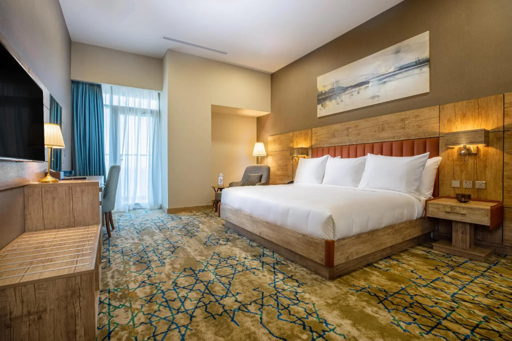Waves Hotel