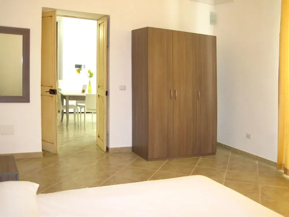 Salento Houses & Idro Suites