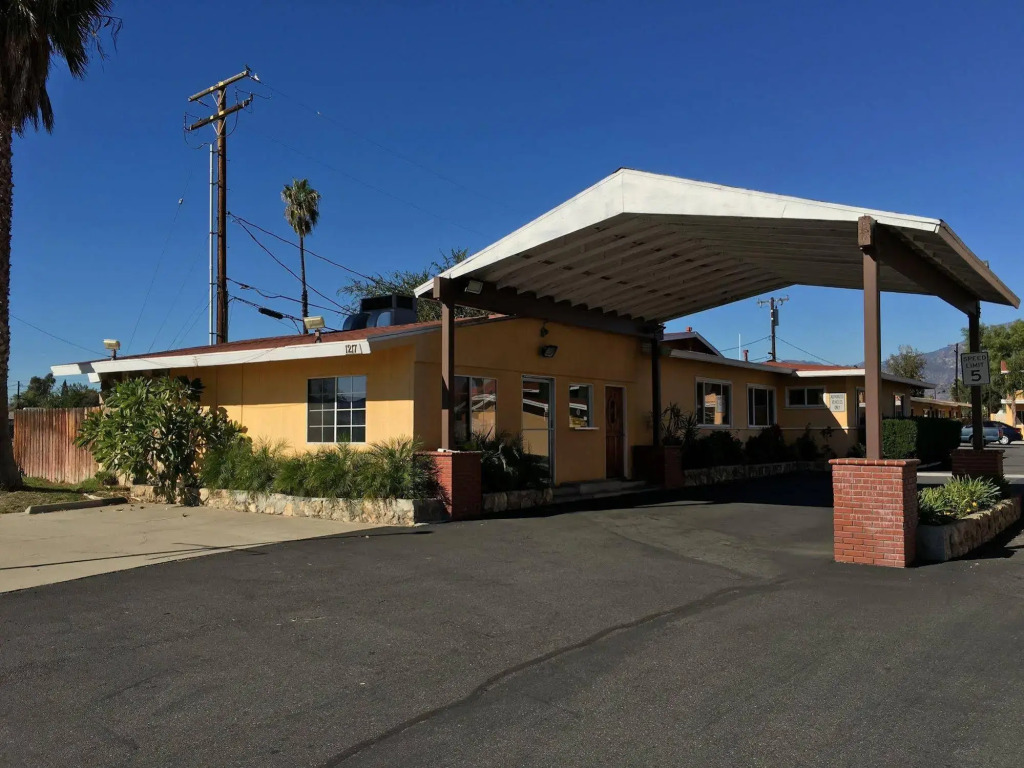 Capri Inn