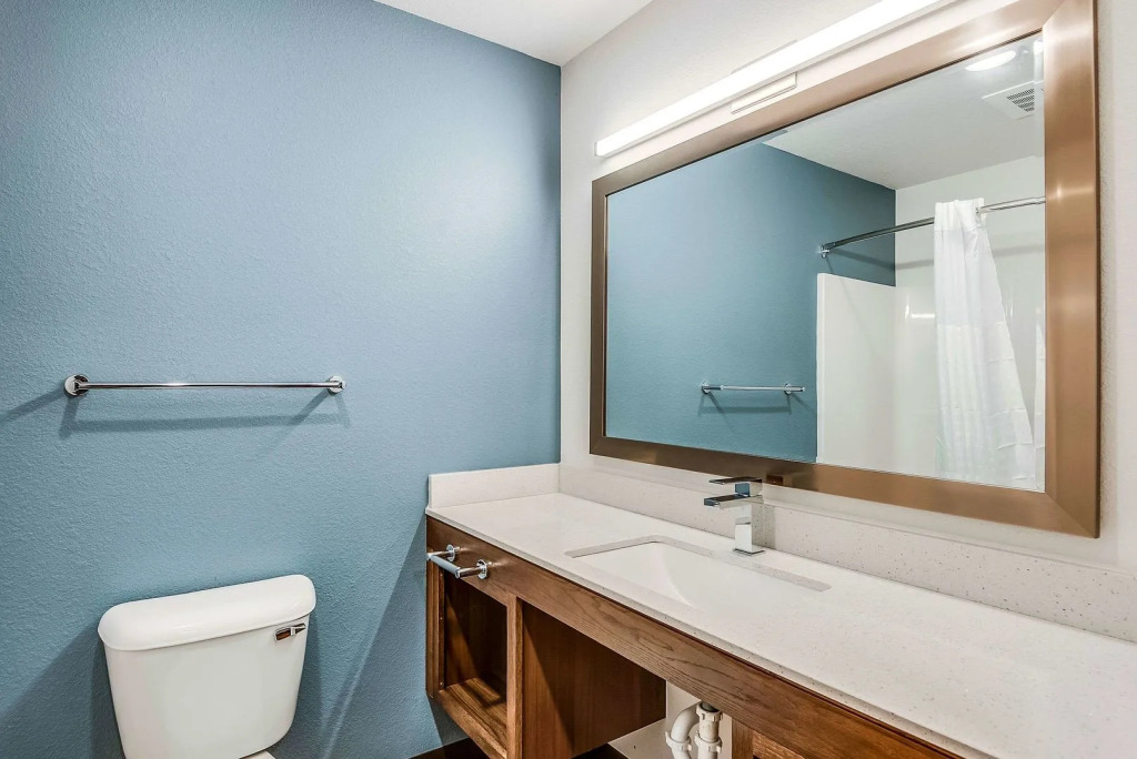 WoodSpring Suites West Des Moines