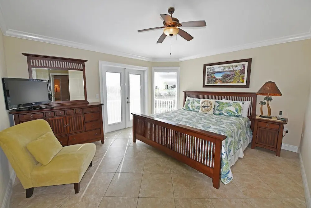 Blue Water View Apartment 6