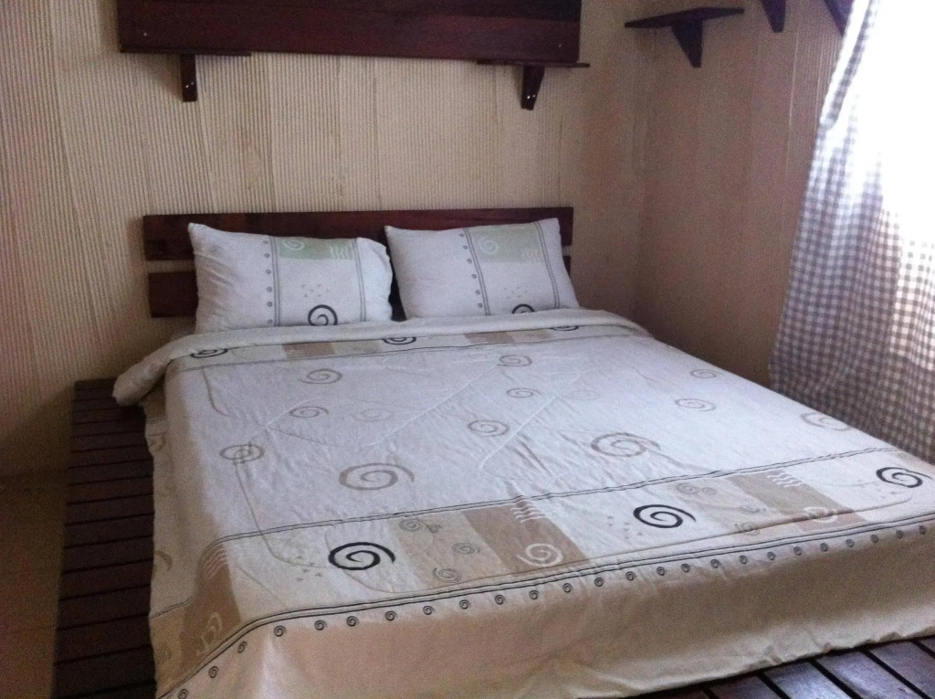 TnT Novelty House