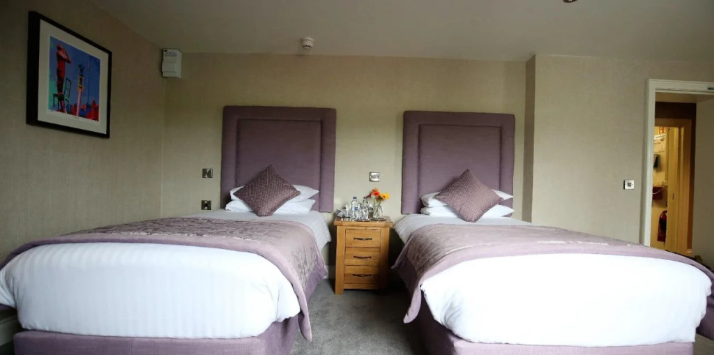 Chimney Corner Hotel