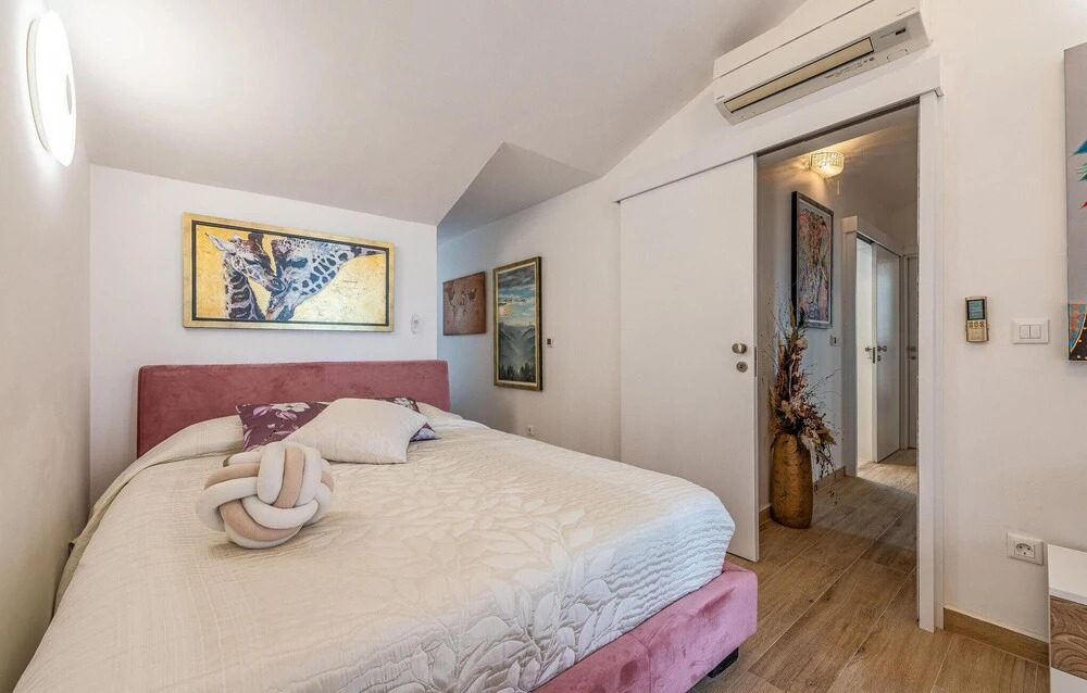 Amazing Apartment in Zadar With 3 Bedrooms and Wifi