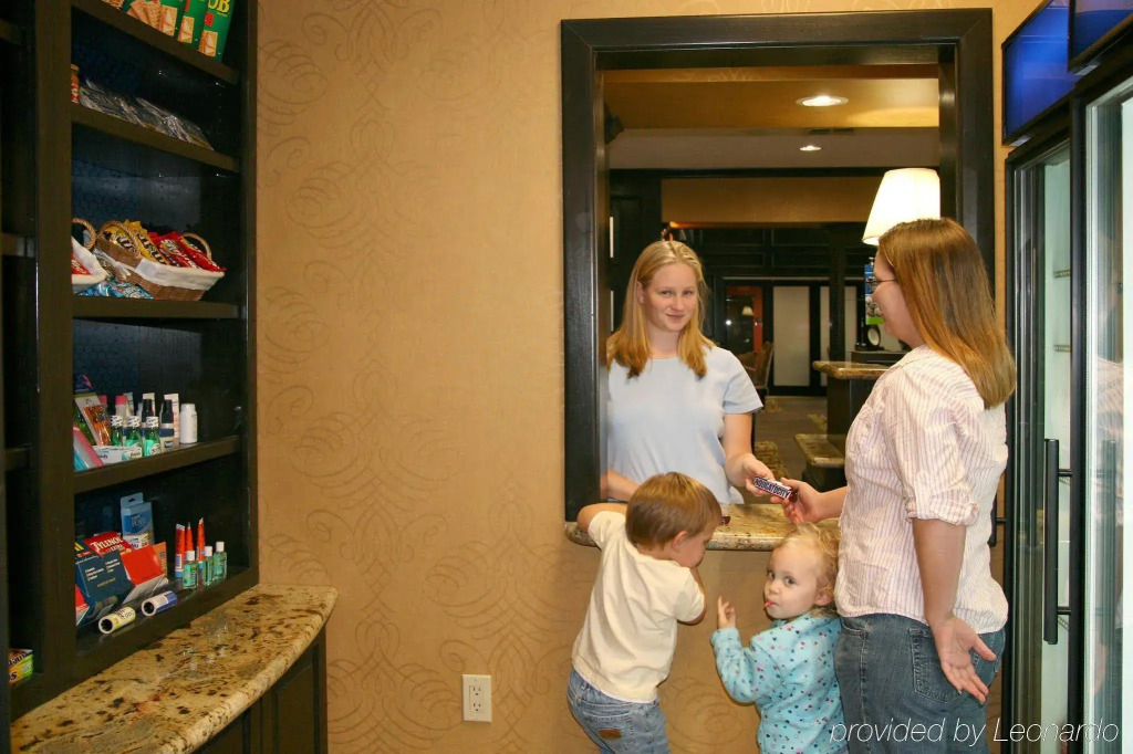 Hampton Inn