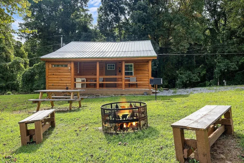The Homestead 2 Bedroom Cabin