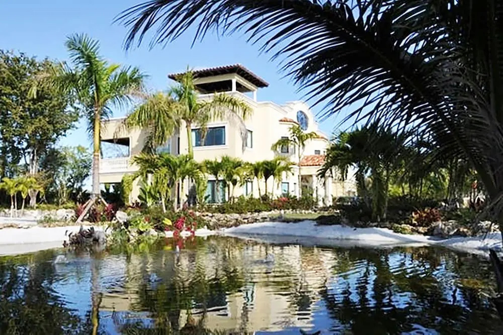 9 Bedroom Homes in Miami by TMG
