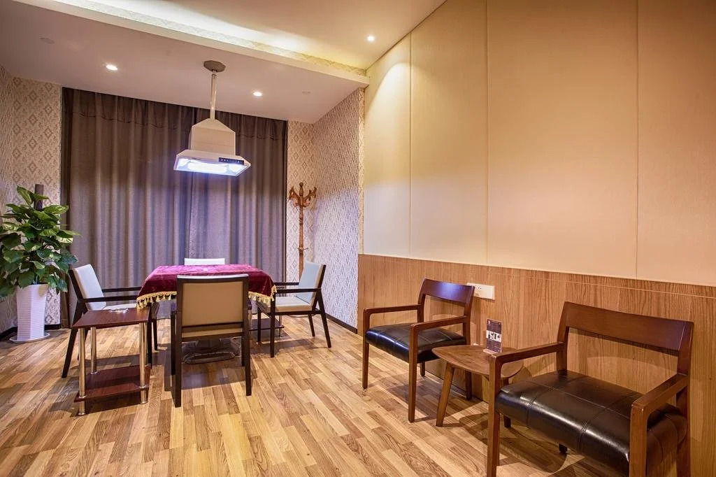 Xian Peace Arch Hotel