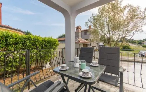 Silver Holiday House