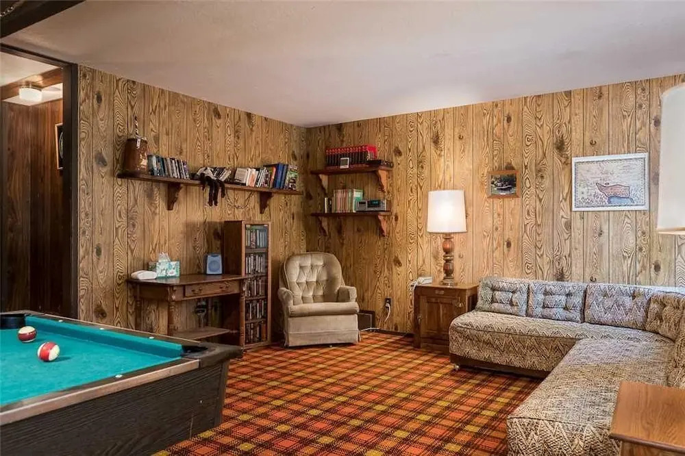 Sauna and Pool Table in Unique Cabin! #313