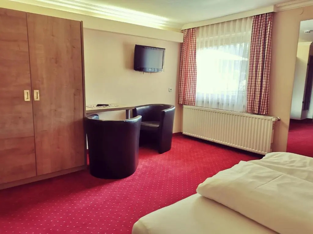 Pension DORFPLATZL Pitztal