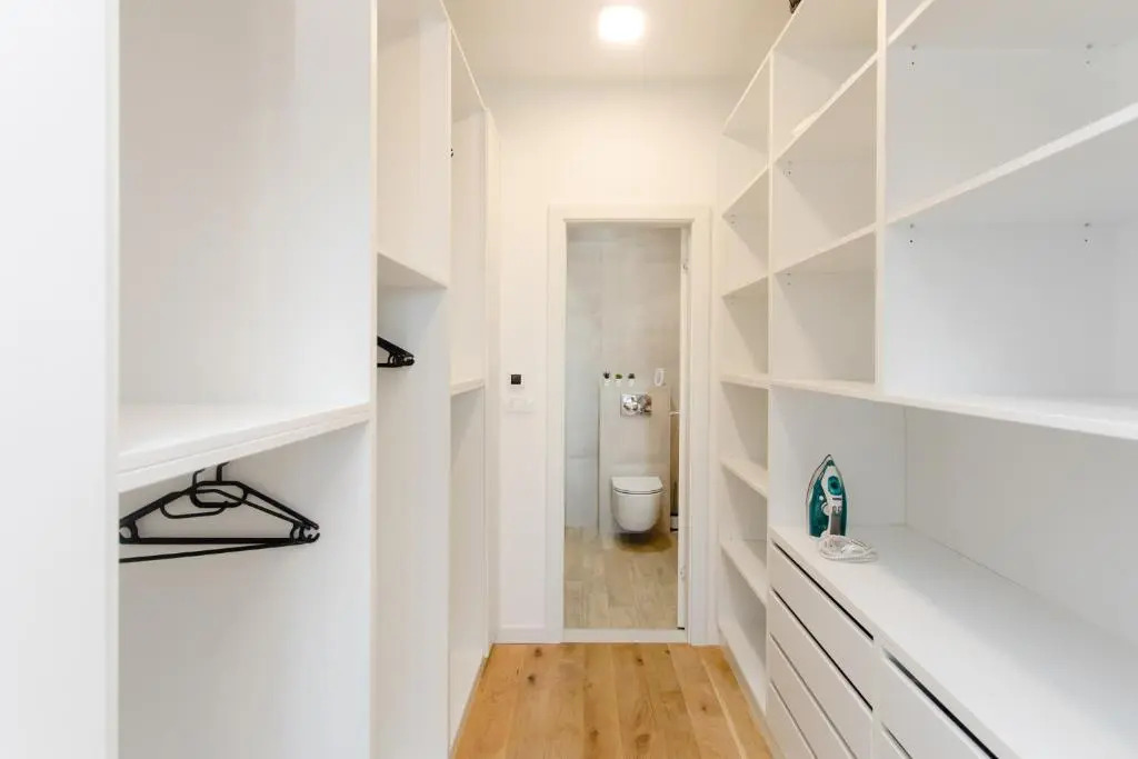 Apartment Eni