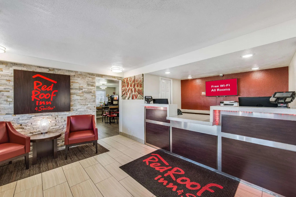 Ramada by Wyndham Medford Airport North