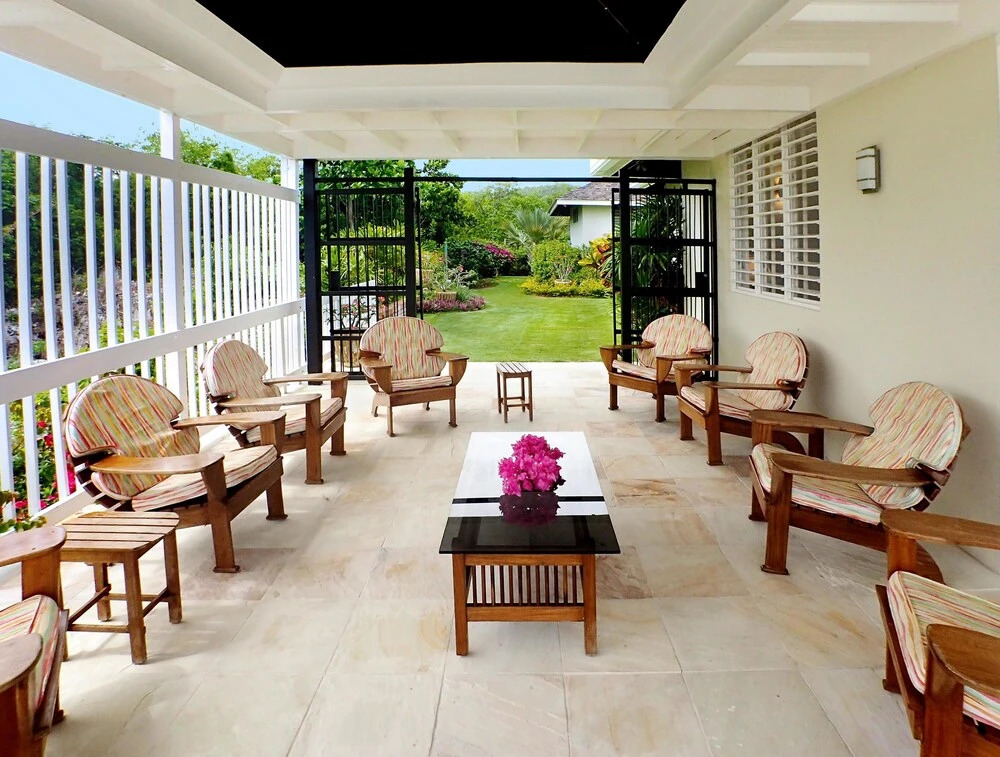 Honeycombe Villa by Jamaican Treasures
