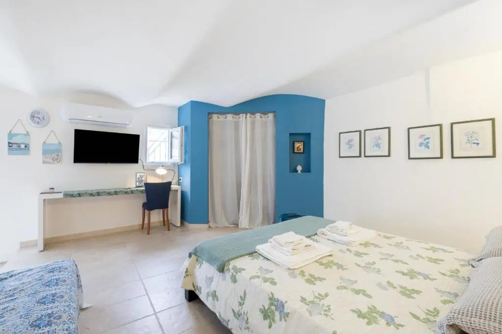 Mindelly Home By Comper With Terrace & Netflix