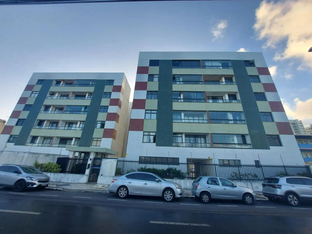 Apto na Praia de Atalaia a 100 metros da Passarela do Caranguejo