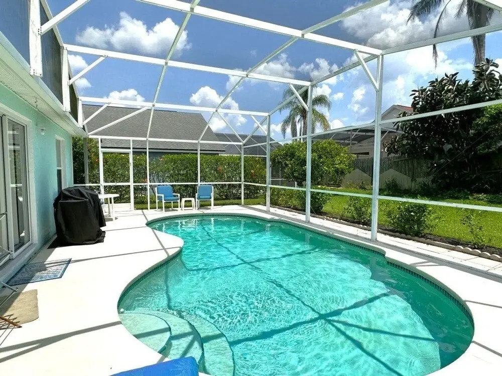 1566oht 2 Bedroom Villa by Redawning