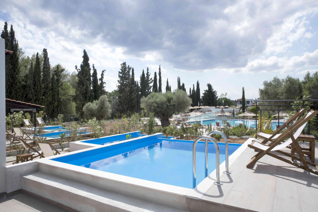 Zeus Eretria Resort