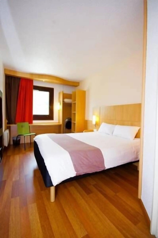 ibis Grenoble Gare
