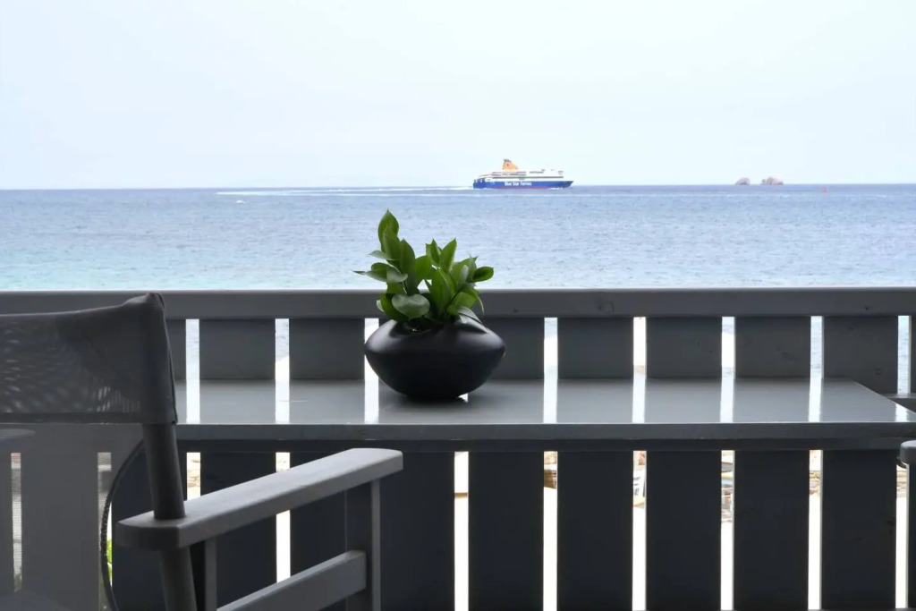 Parikia s Seaside House