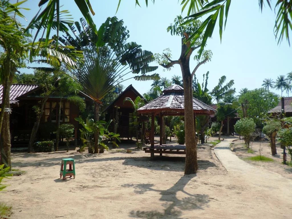Haad Salad Resort