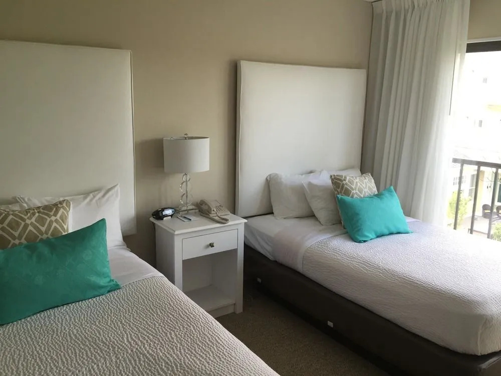 Brighton Suites Hotel