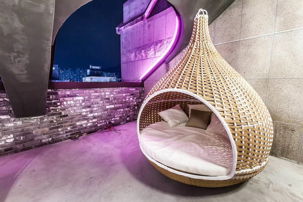Kayla Hotel