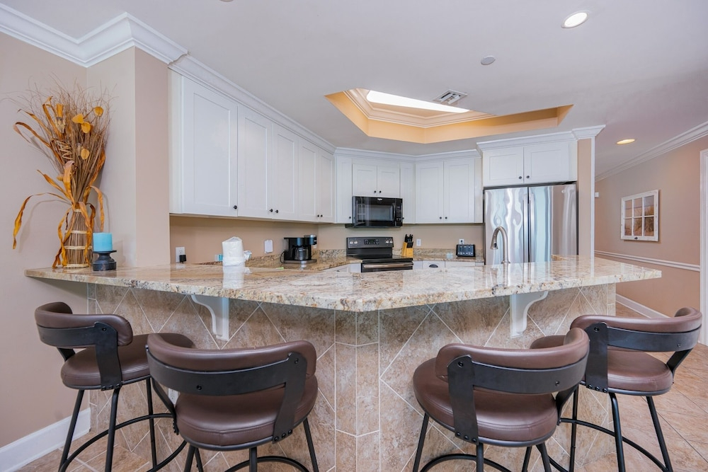 Phoenix West 304 3 Bedroom Condo