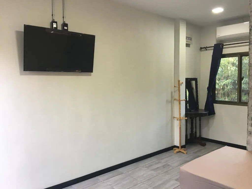 Mina Homestay Sai Yok