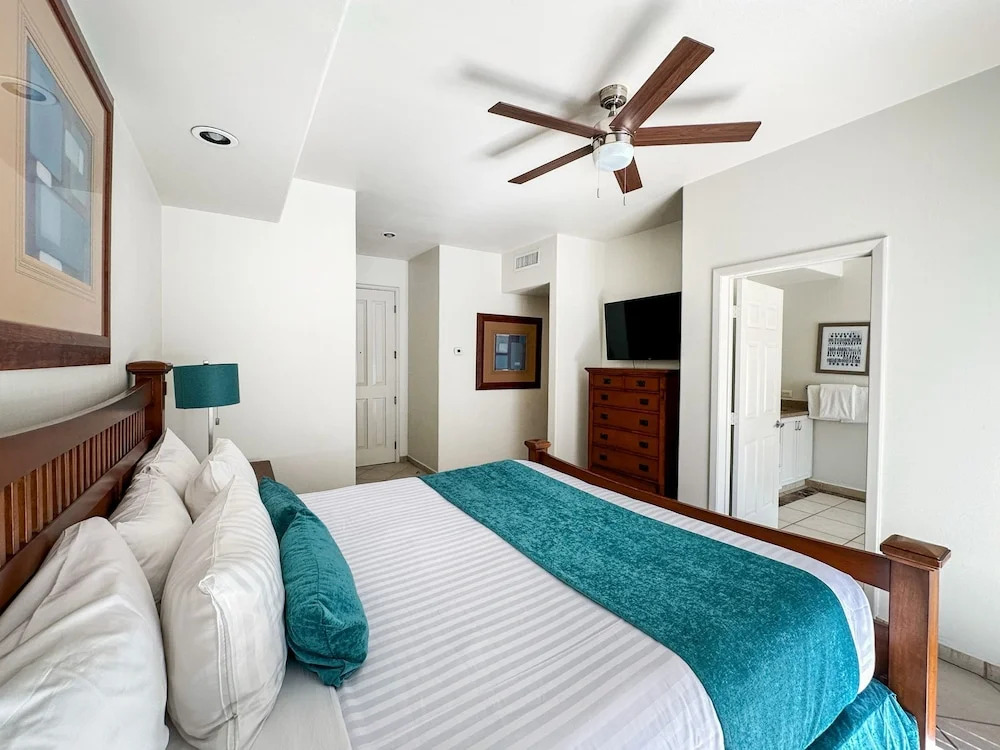 3BR Gem at Sandy Beach Area