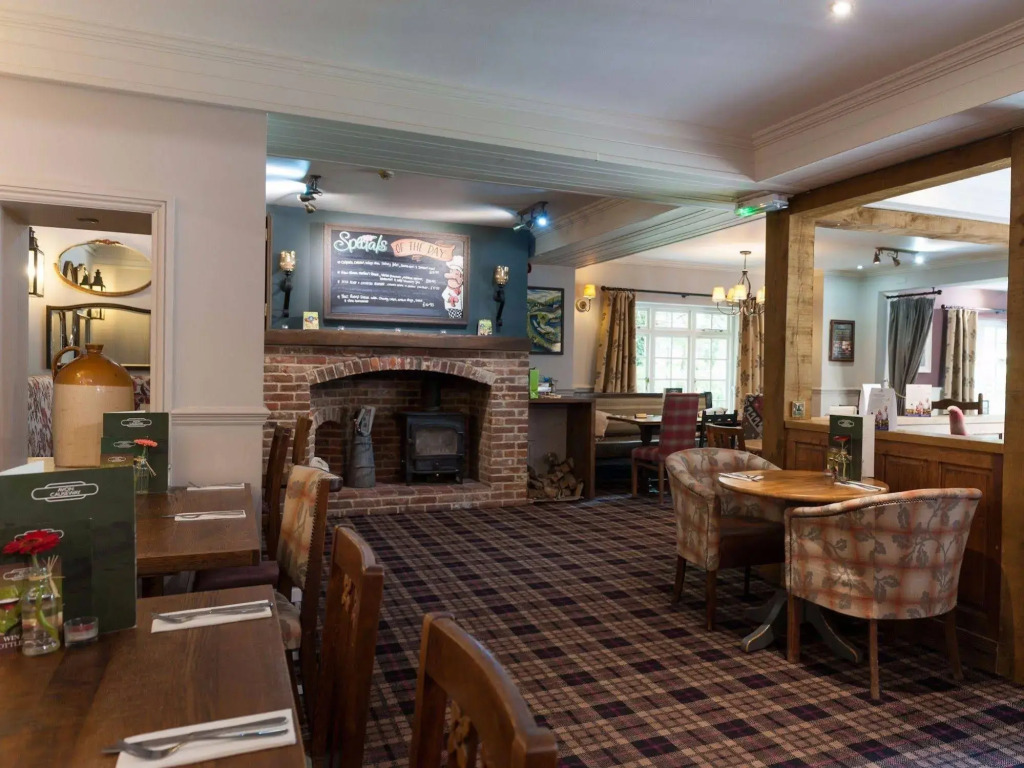 Avon Causeway Hotel