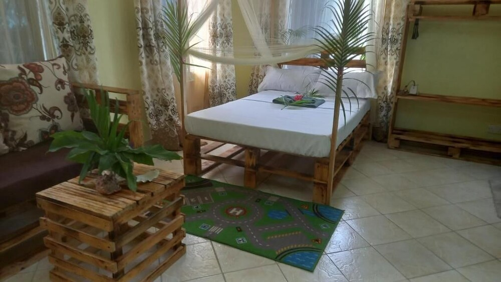Mount Zion Paradise Guest House, Mtwapa Mtomondoni