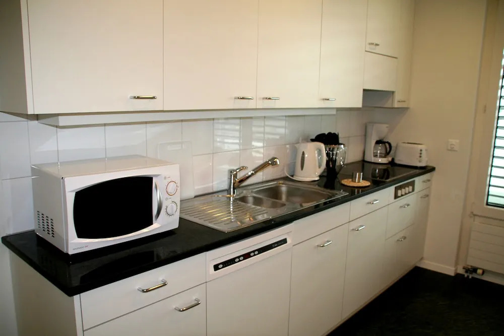 Nest - Baarerstrasse 55
