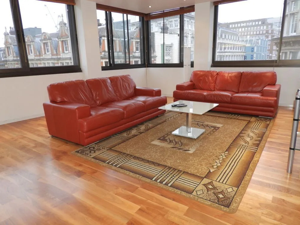 Oxford Street Apartment